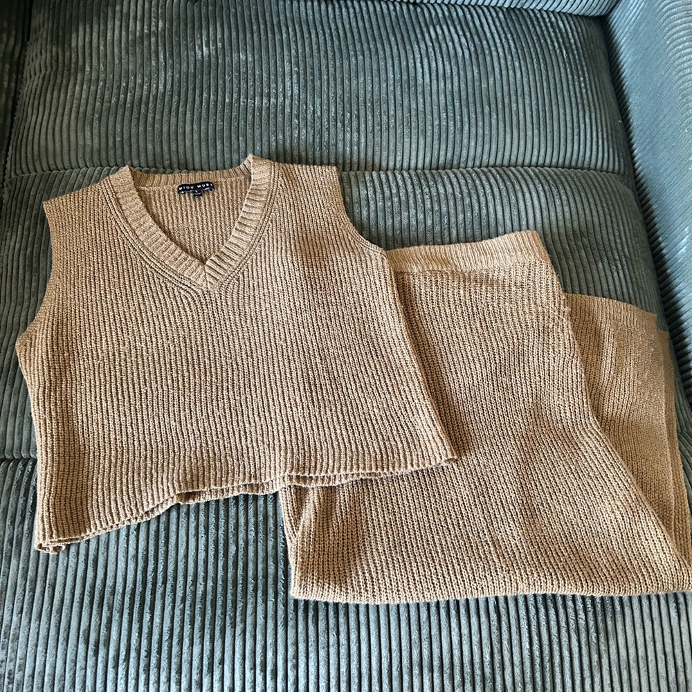 Women's Tan vest/skirt co-ord